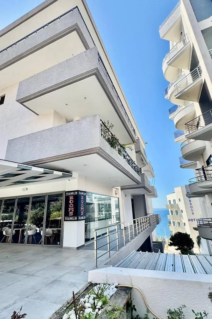 Triton Sea Side Apartment Sarandë